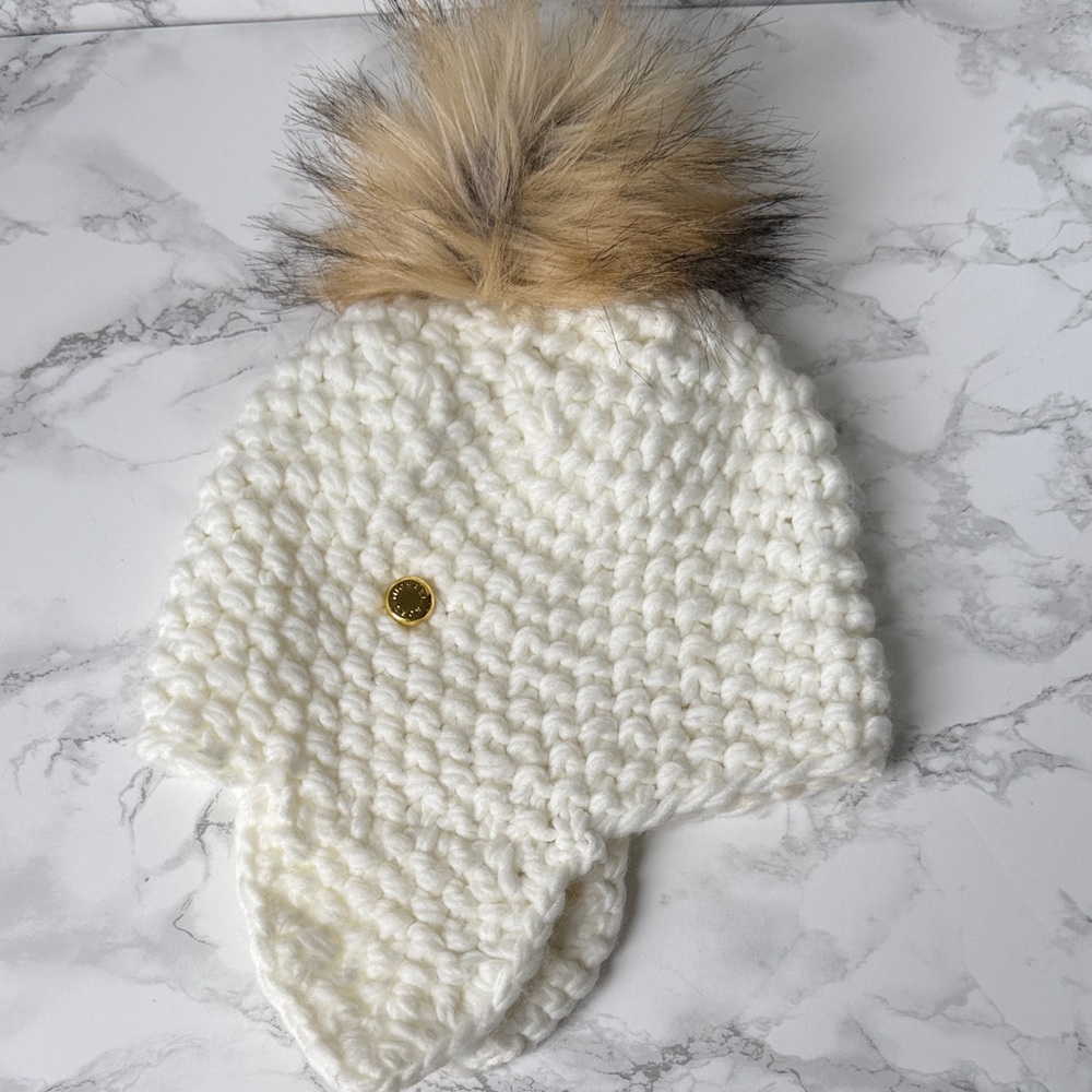 Michael Kors White Knit Hat with Faux Fur Pom